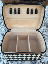 Load image into Gallery viewer, Cowhide leather tooled jewelry box
