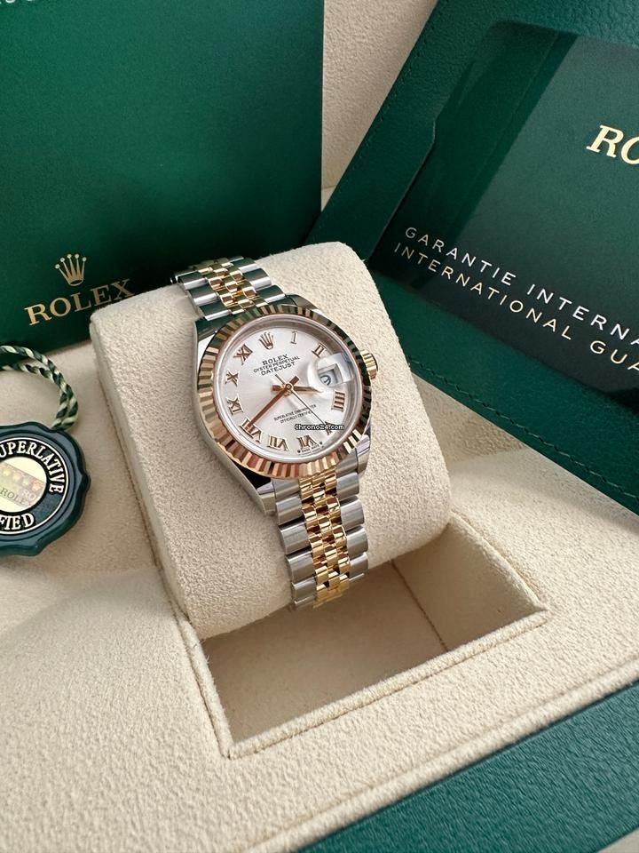 Women’s R O L E X watch