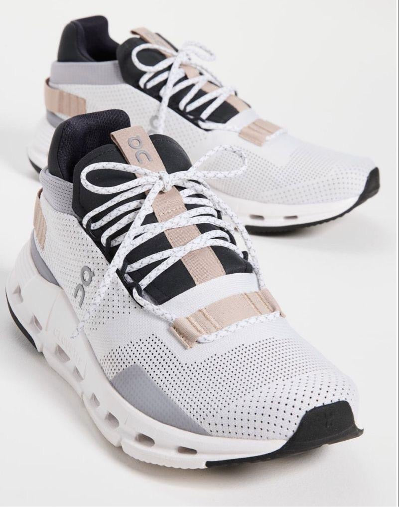 Women’s On C L O U D S