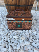 Load image into Gallery viewer, Cowhide leather tooled jewelry box
