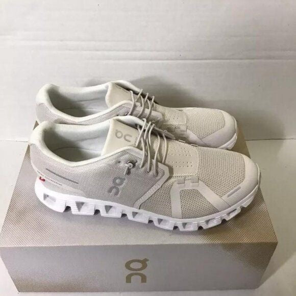 Men’s ON C L O U D S