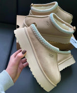 Tasman U G G S